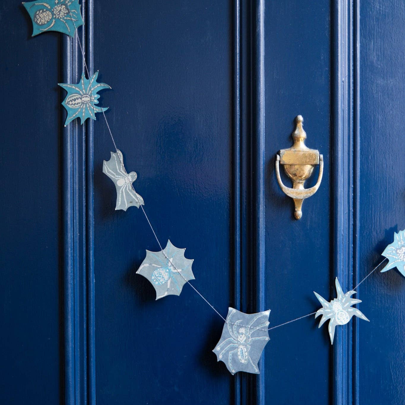 Creeping Spider Sewn Garland