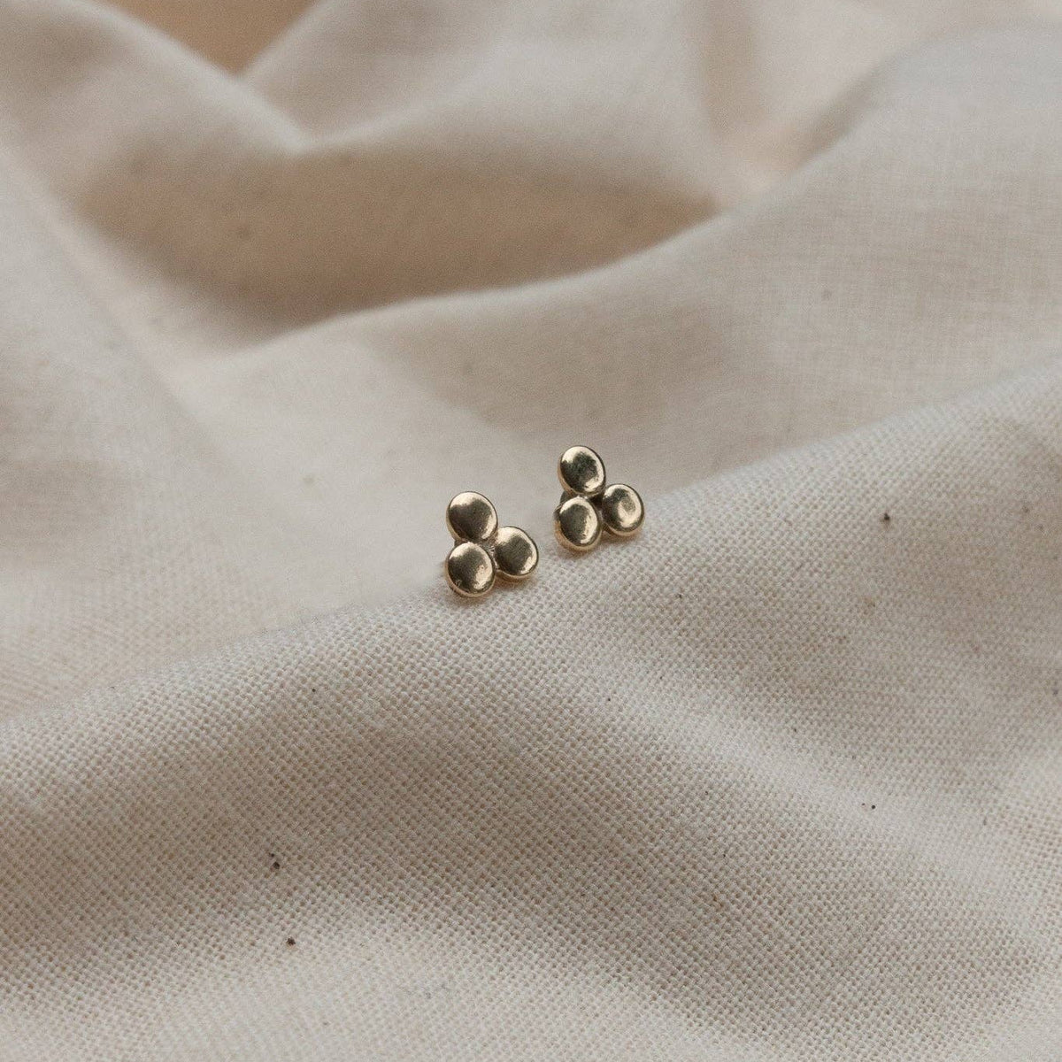 Luwa Studs
