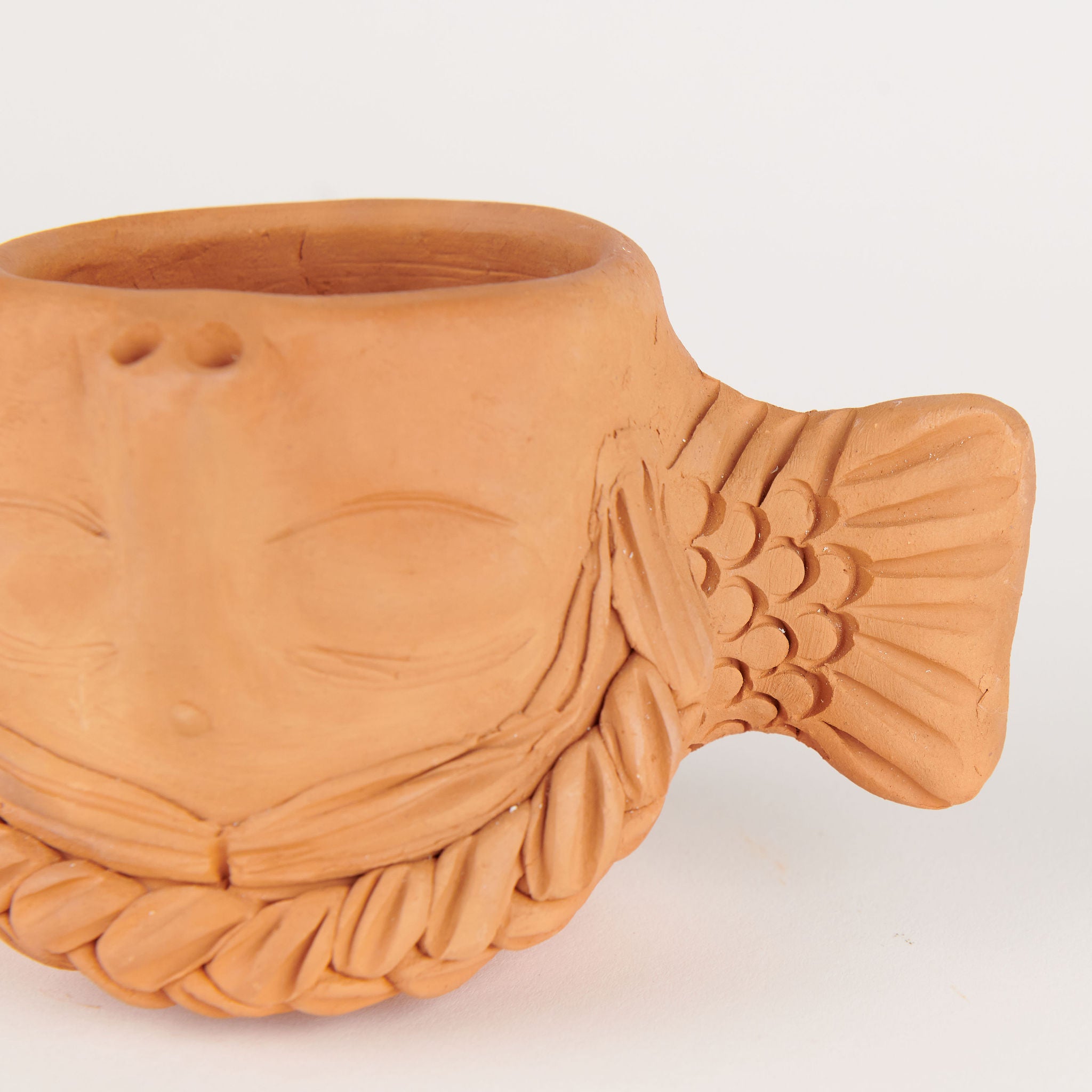 Teresita con Pez Vessel, Small