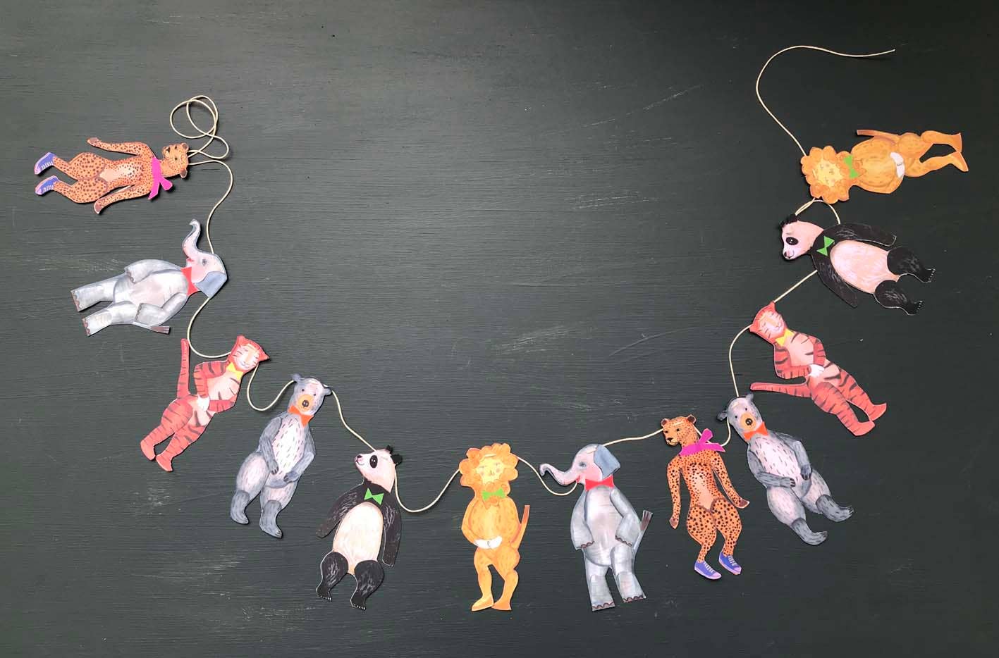 Large Animal Parade Garland