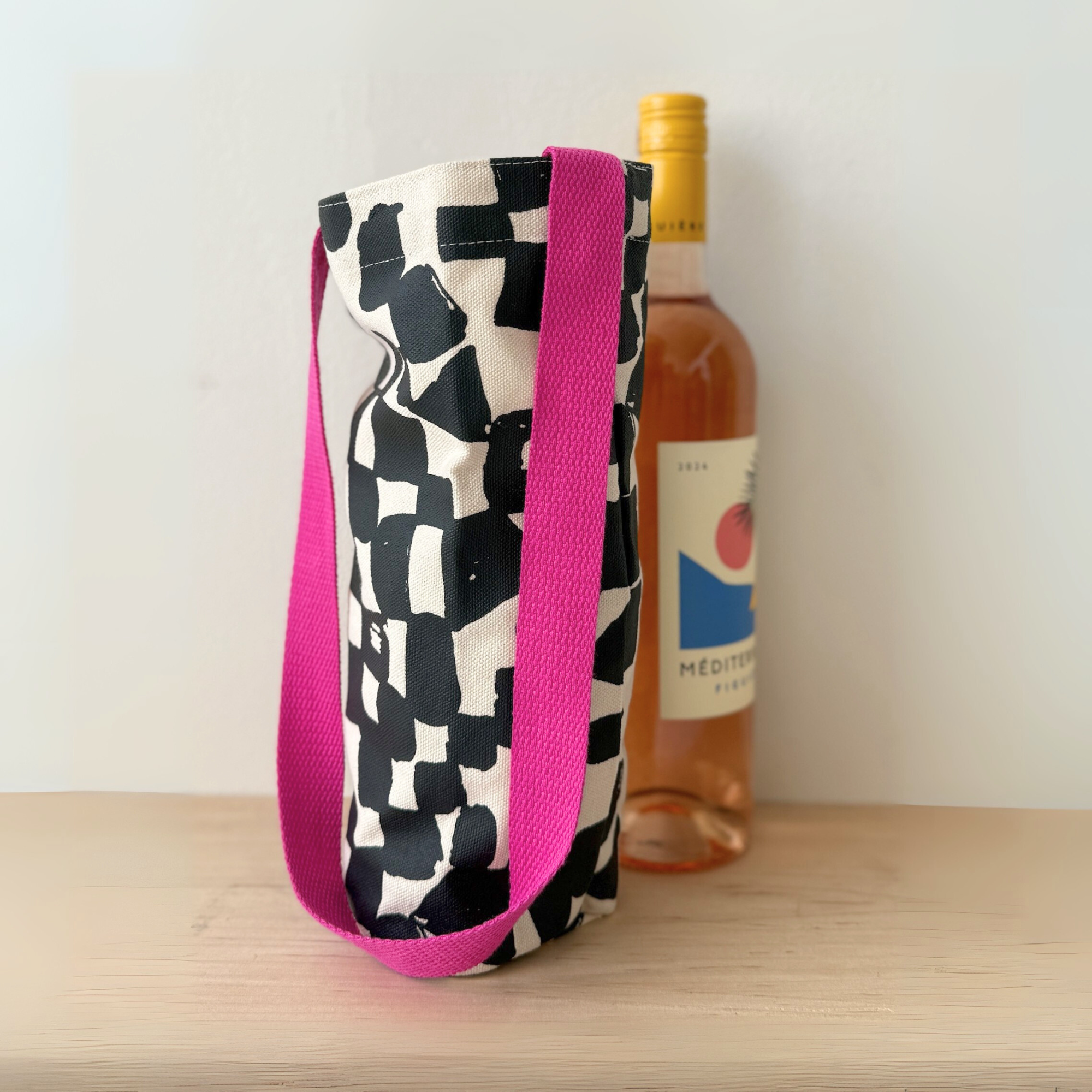 Wine Tote - Checks