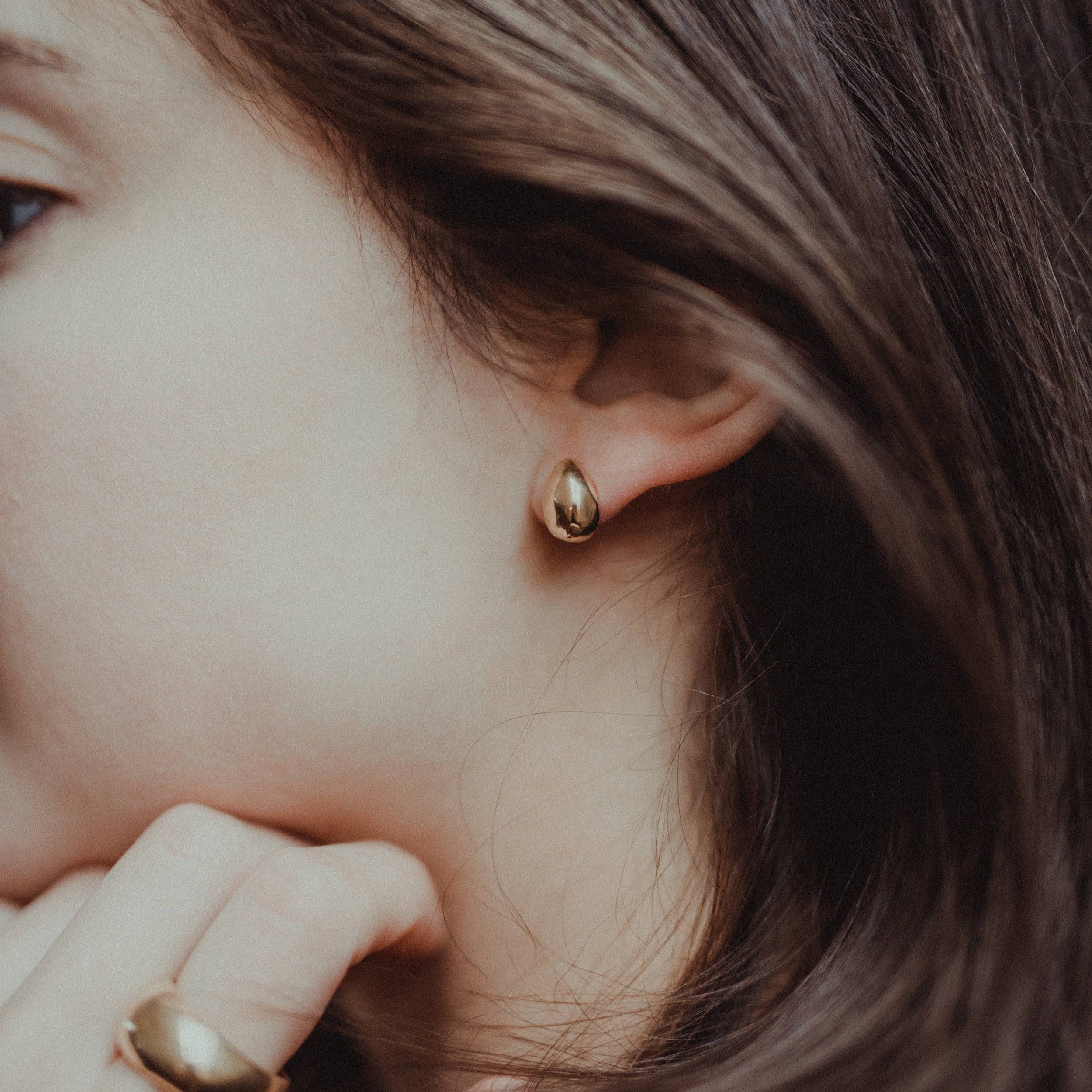 Esme Studs