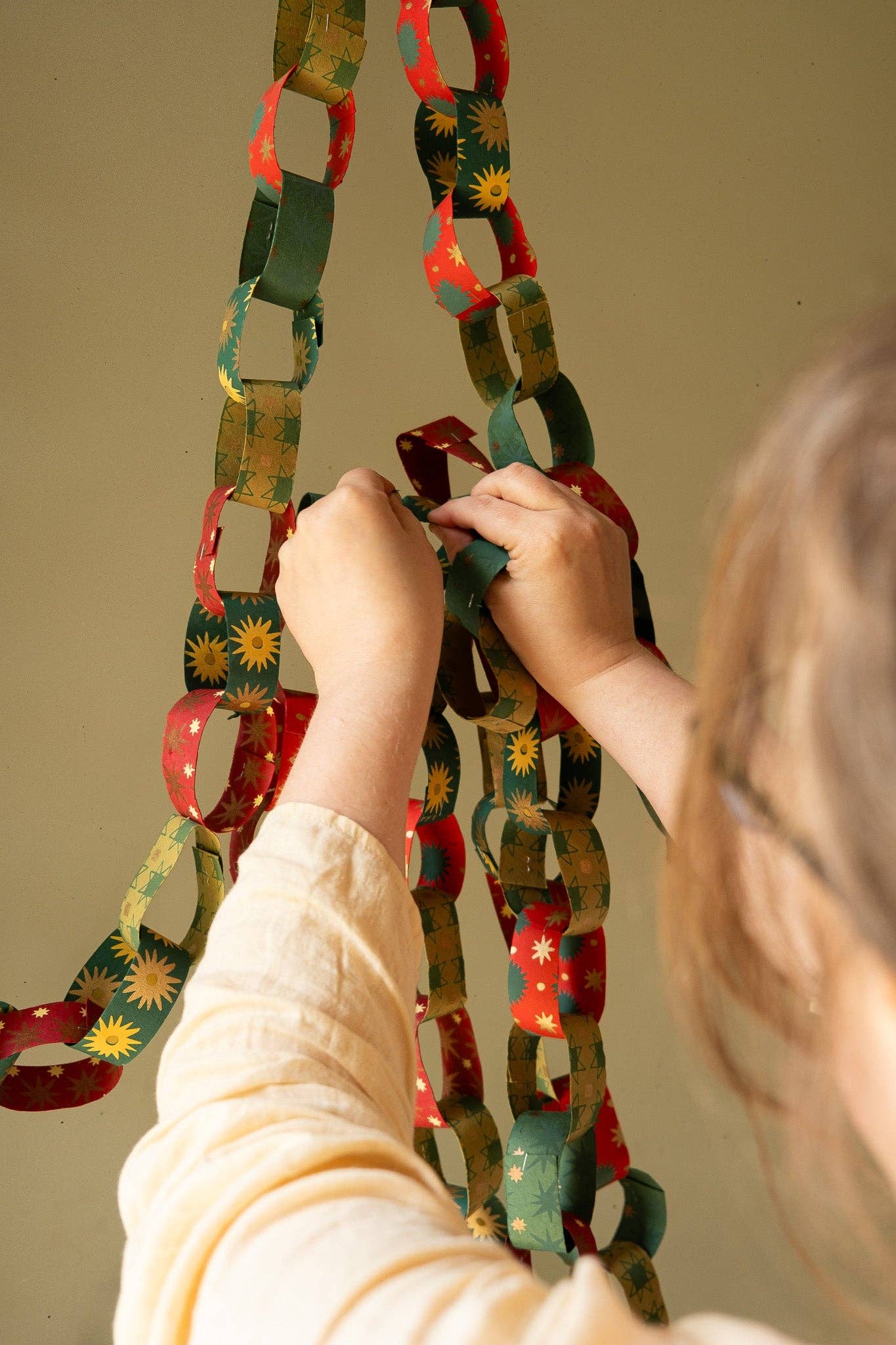 FESTIVE PAPER CHAIN KIT