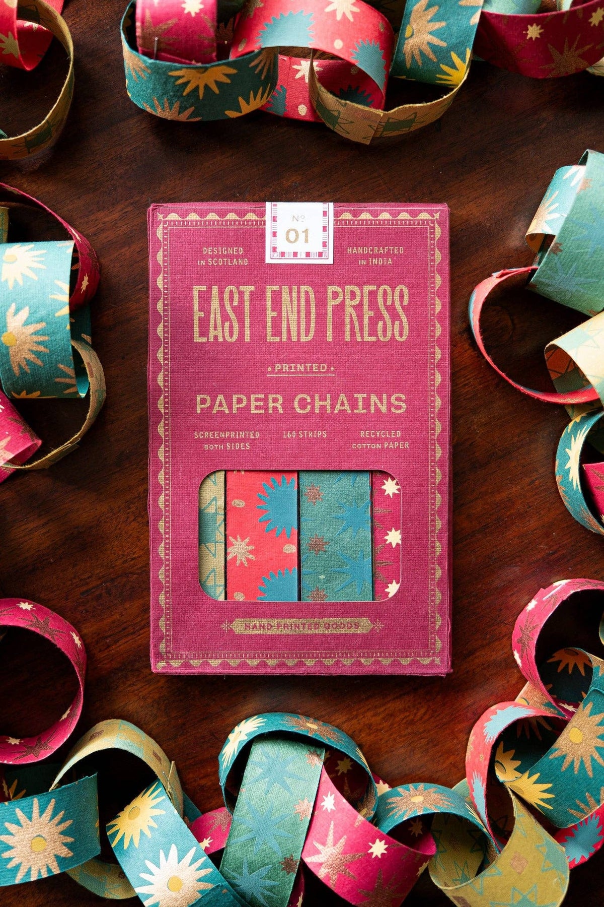 FESTIVE PAPER CHAIN KIT