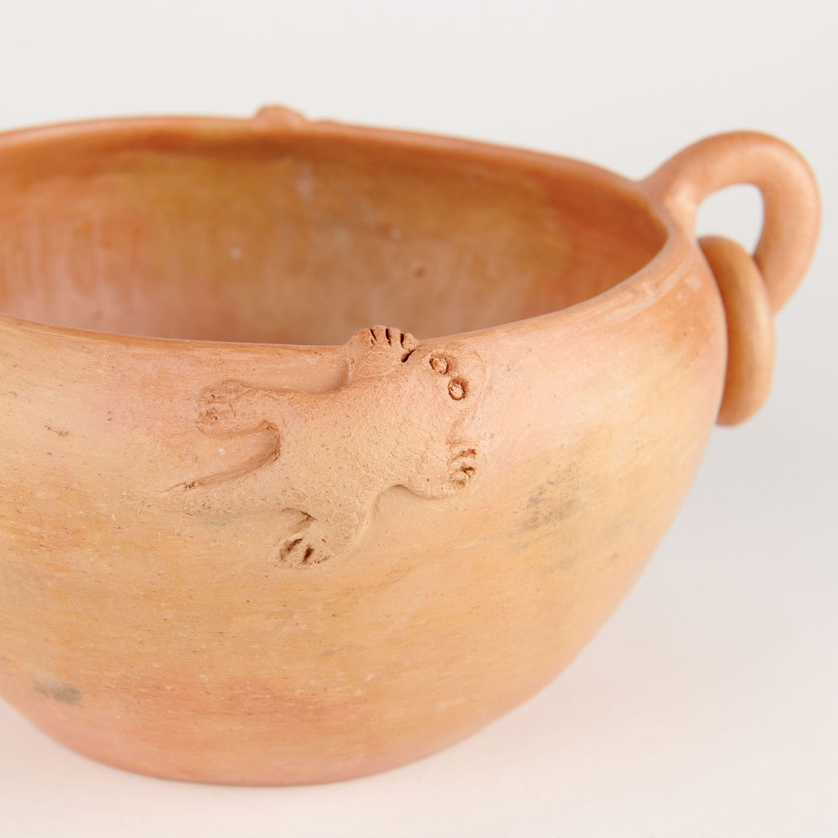 Bowl with Lizards and Chains