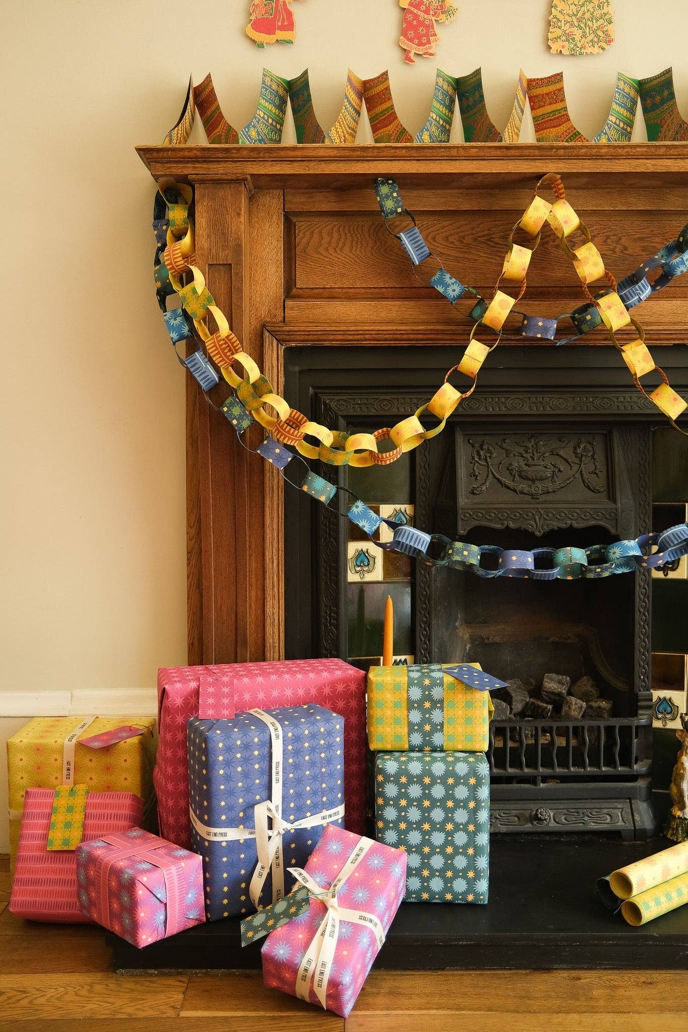 BLUE &amp; YELLOW PAPER CHAIN KIT