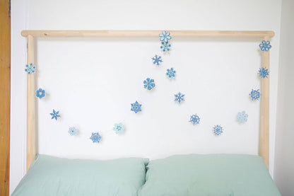 SNOWFLAKES SEWN GARLAND