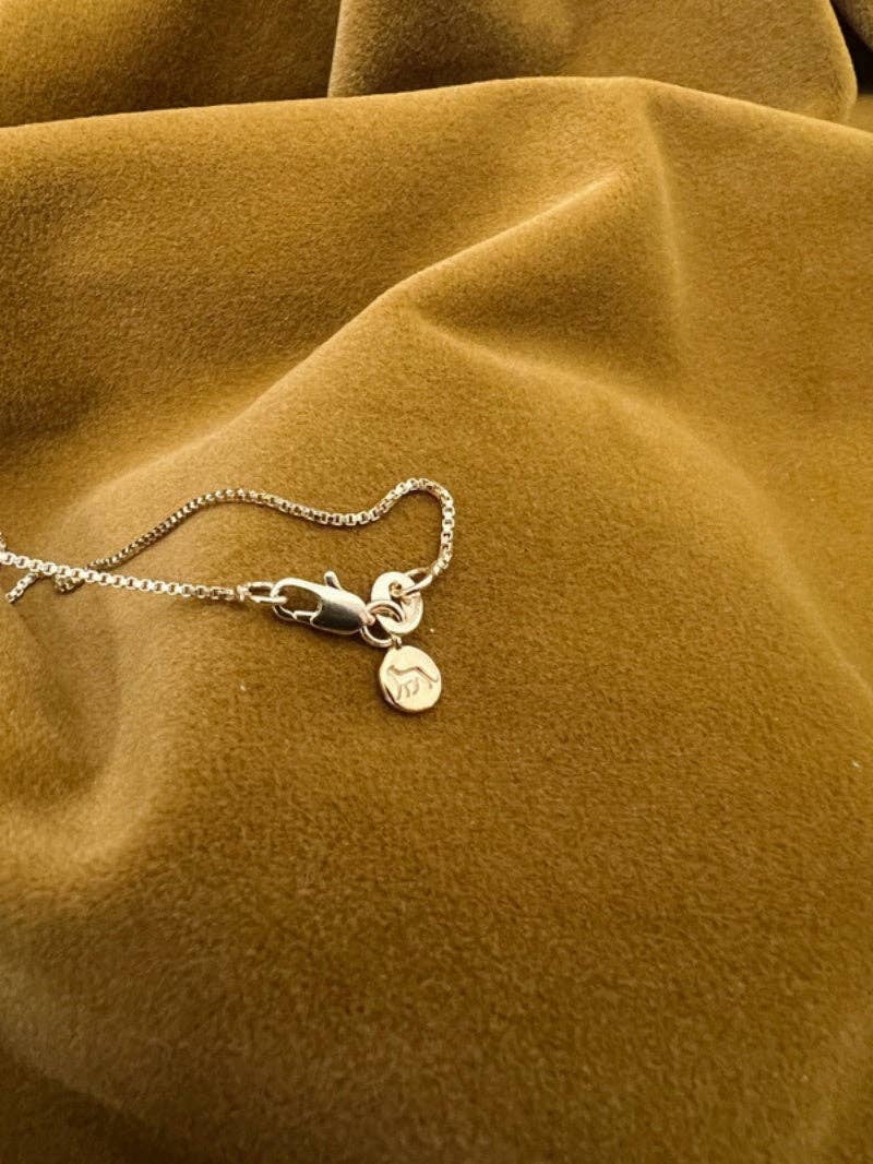 Cove Necklace