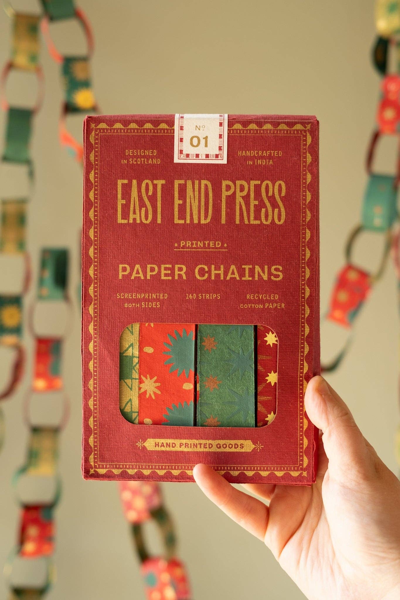 FESTIVE PAPER CHAIN KIT