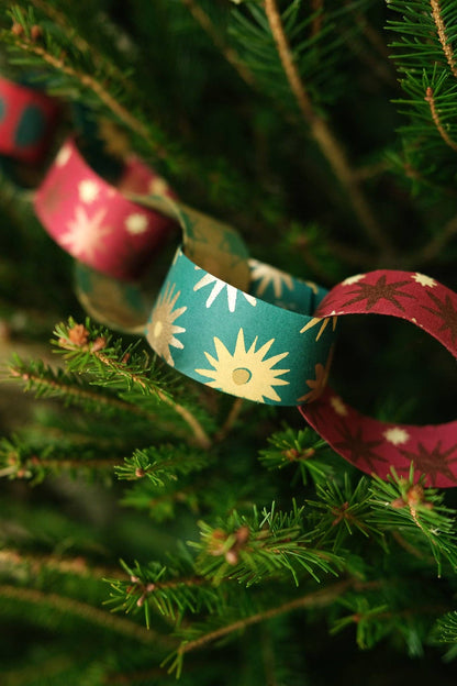 FESTIVE PAPER CHAIN KIT