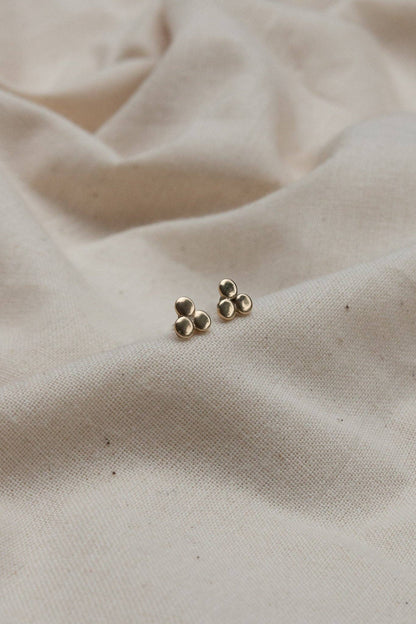 Luwa Studs