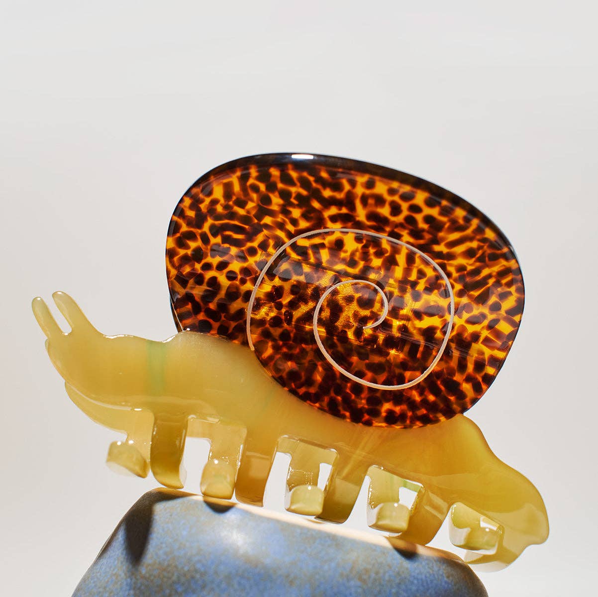 Garden Snail Small Hair Claw