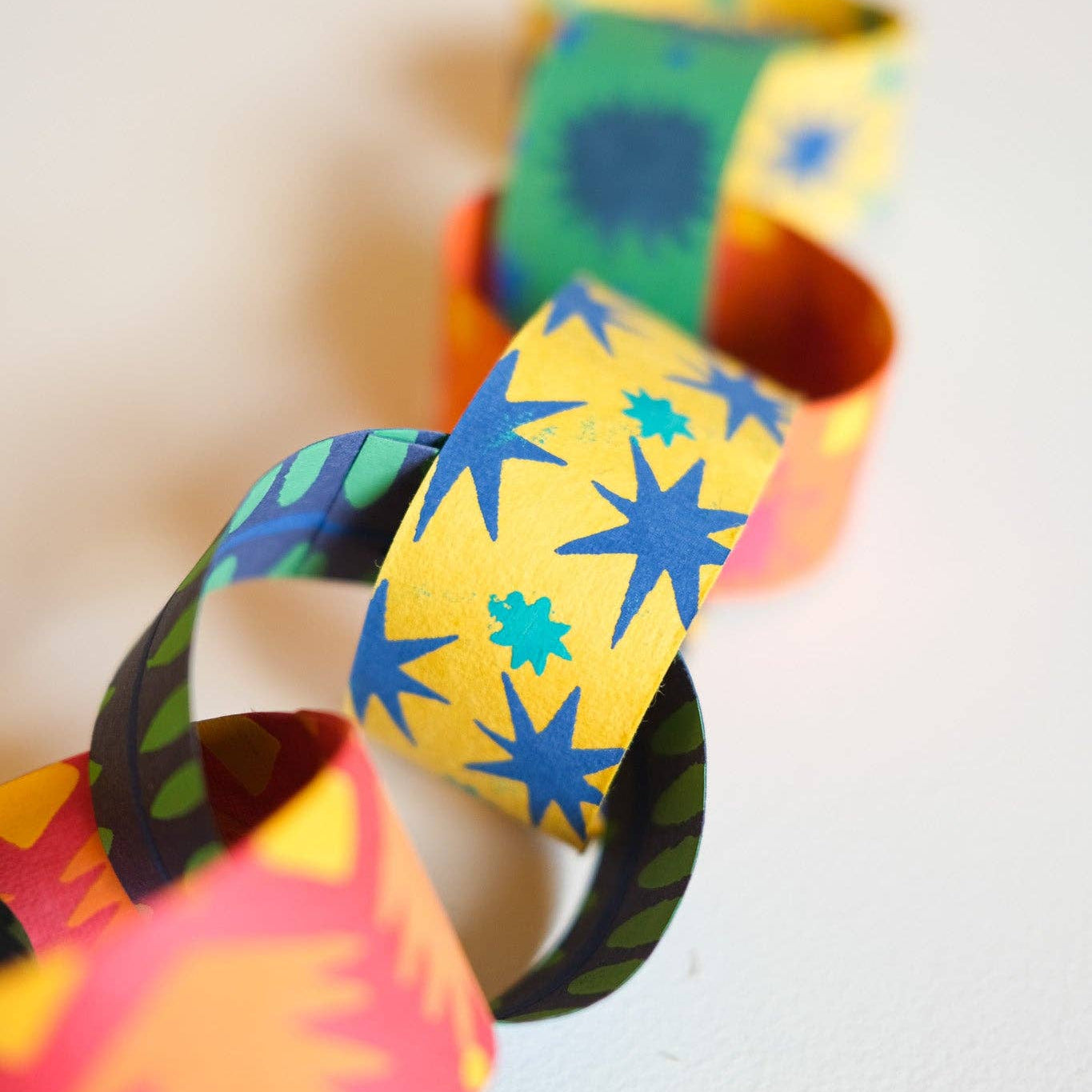 Celebration Paper Chain Kit
