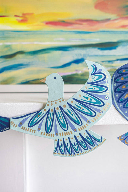 PEACE DOVES CONCERTINA GARLAND