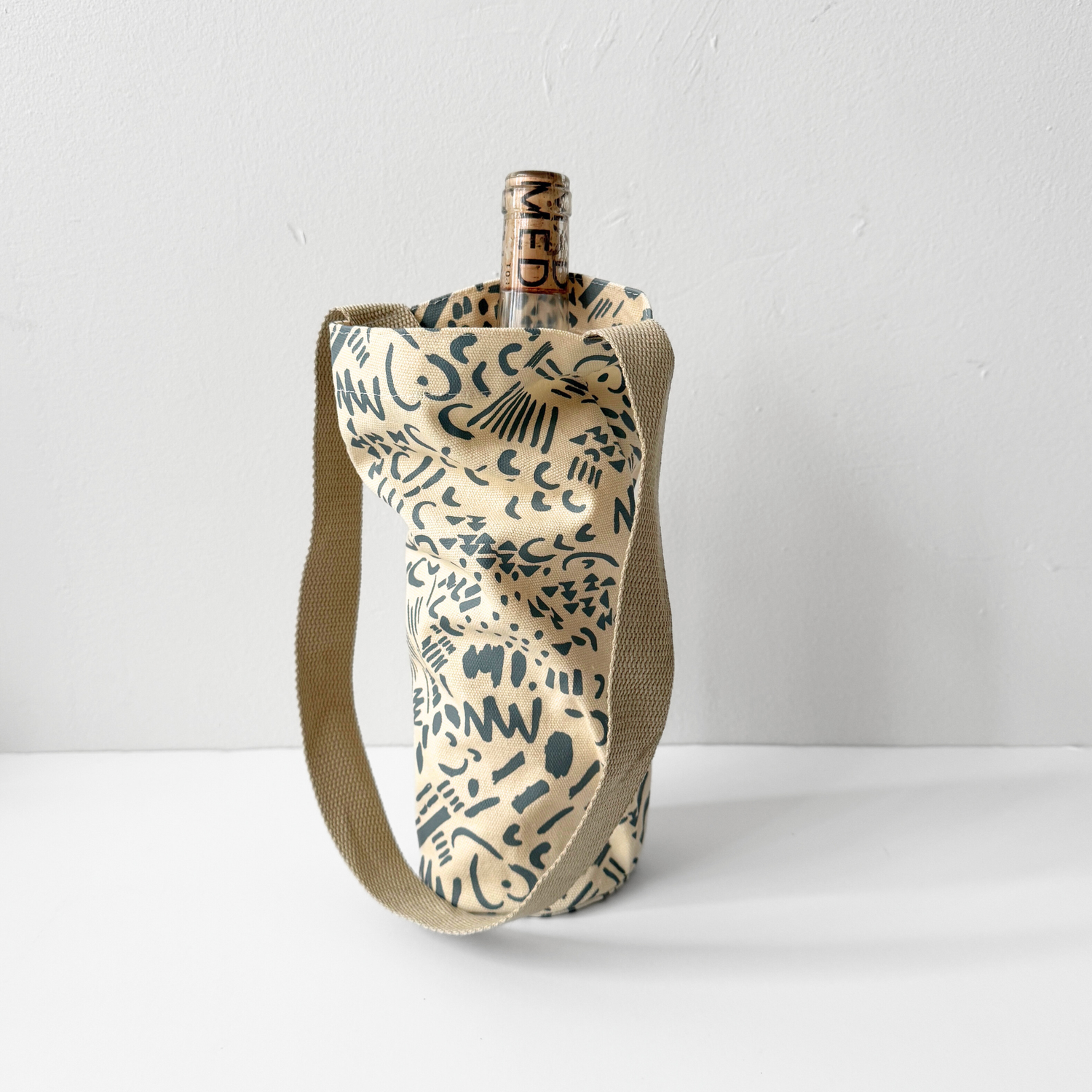 The Wine Tote - Dashes &amp; Moons - Warm Grey - Natural