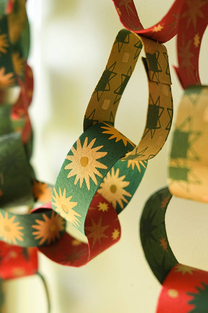 FESTIVE PAPER CHAIN KIT