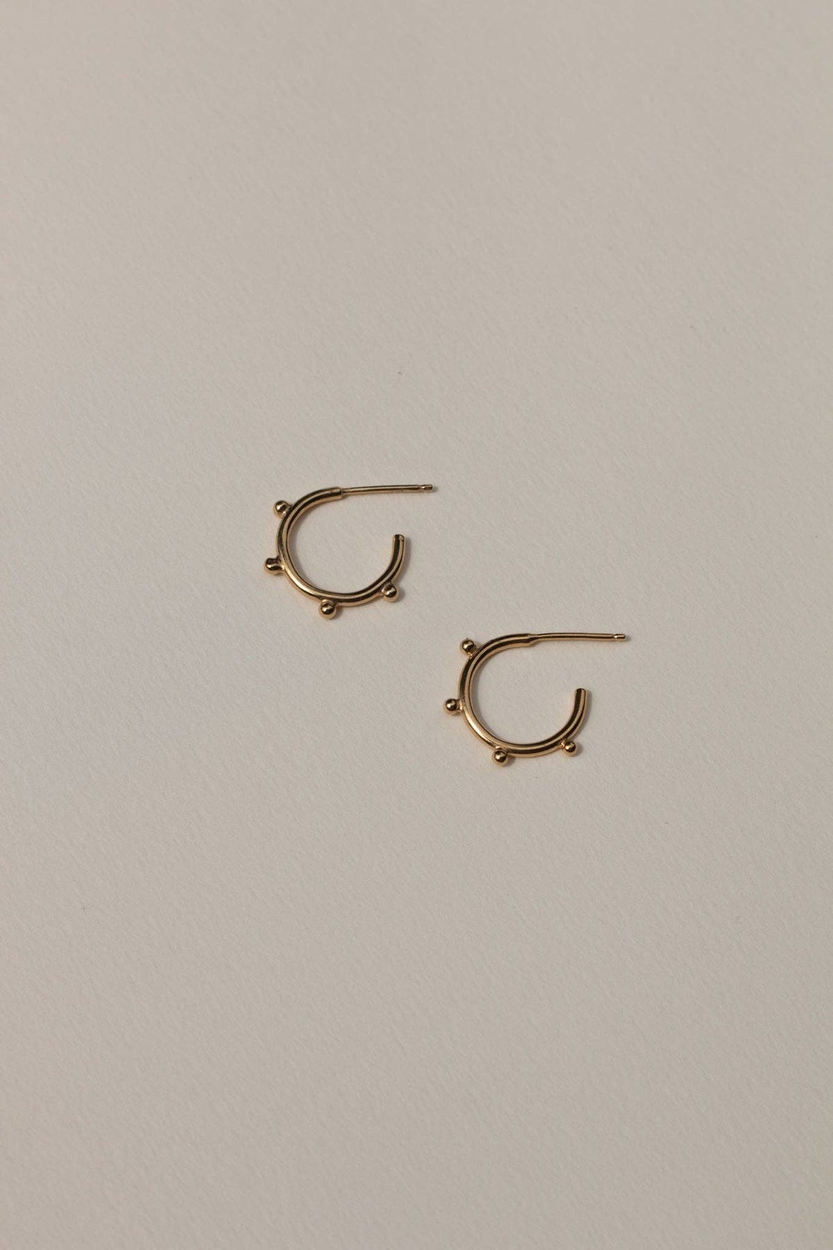 Bentu Hoops (Sm / Lg)