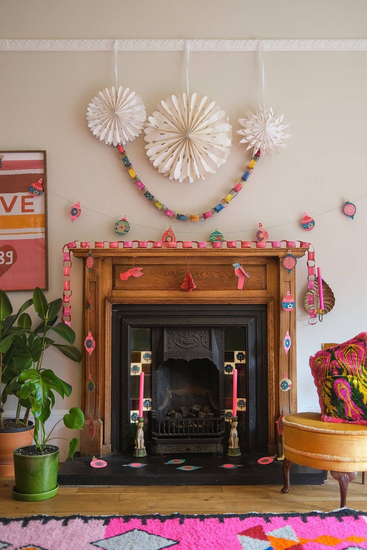 PINK &amp; RED PAPER CHAIN KIT