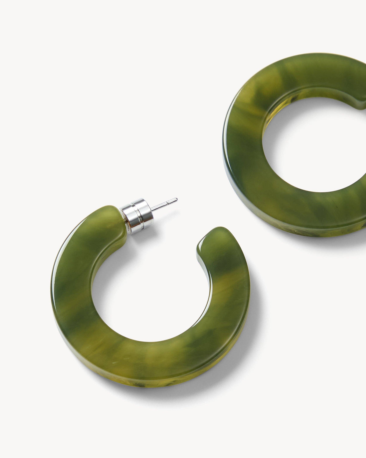 Kate Hoops in Algae