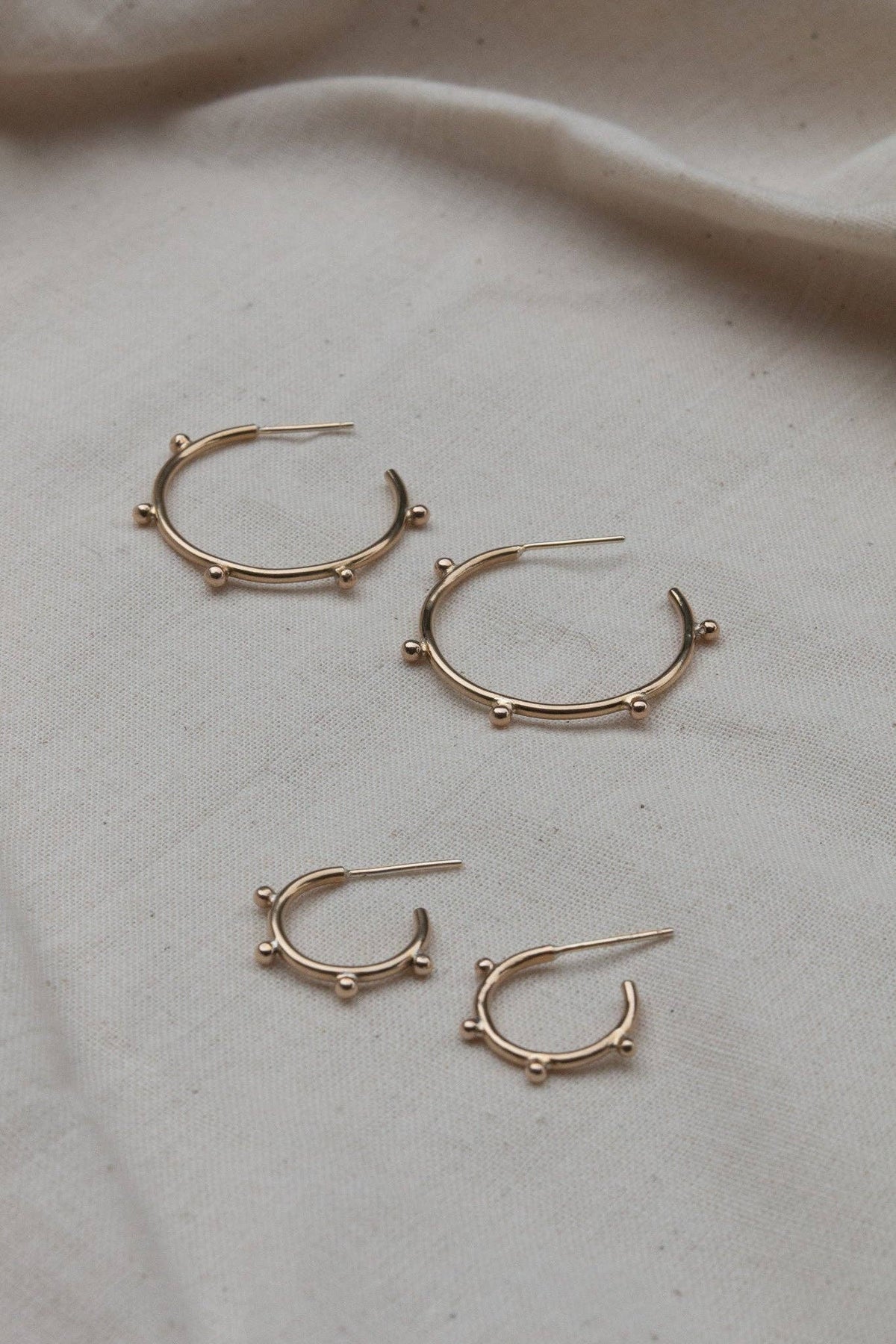 Bentu Hoops (Sm / Lg)